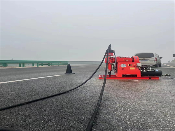 北大镇马路路基路面开裂下沉注浆加固灌浆